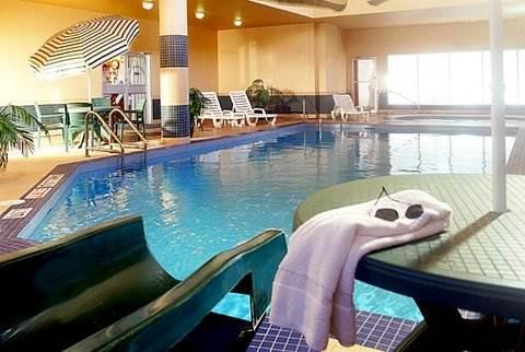 Four Points By Sheraton Hotel & Suites Calgary West Dış mekan fotoğraf