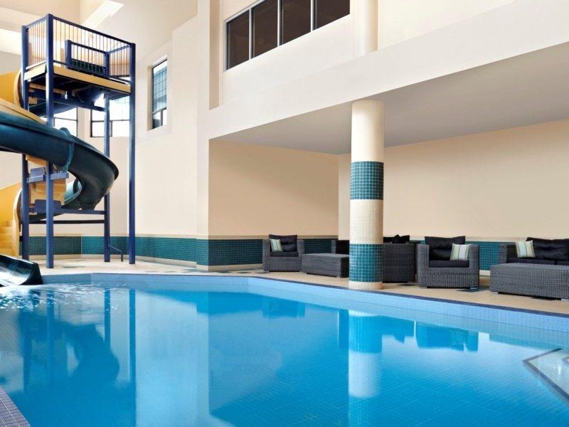 Four Points By Sheraton Hotel & Suites Calgary West Dış mekan fotoğraf